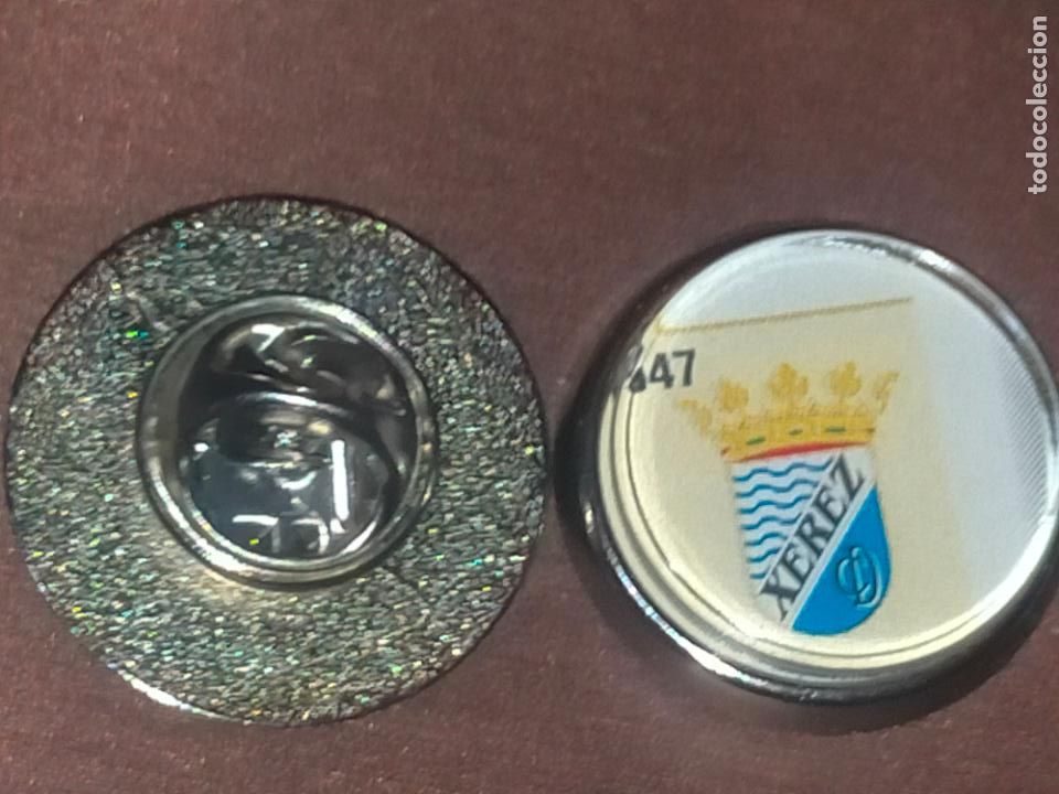 Collection pins: PIN REDONDO METAL - FUTBOL CLUB escudo EQUIPO - Jerez deportivo C&aacute;diz