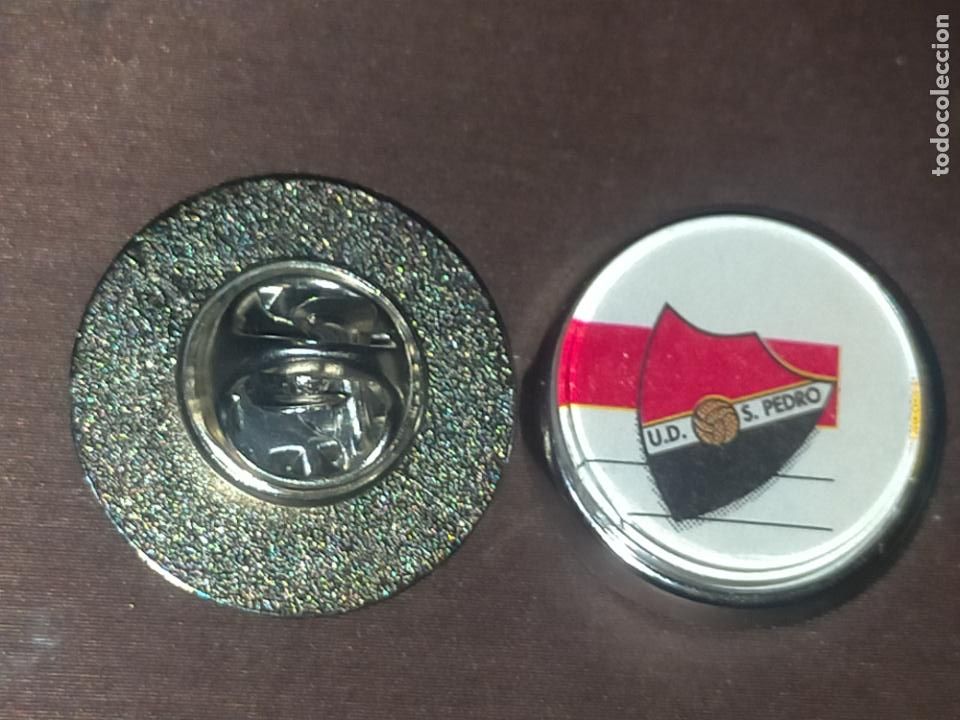 Collection pins: PIN REDONDO METAL - FUTBOL CLUB escudo EQUIPO - Uni&oacute;n deportiva San Pedro