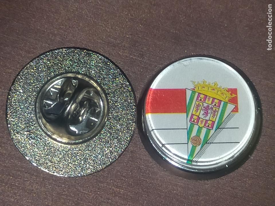 Collection pins: PIN REDONDO METAL - FUTBOL CLUB escudo EQUIPO - C&oacute;rdoba