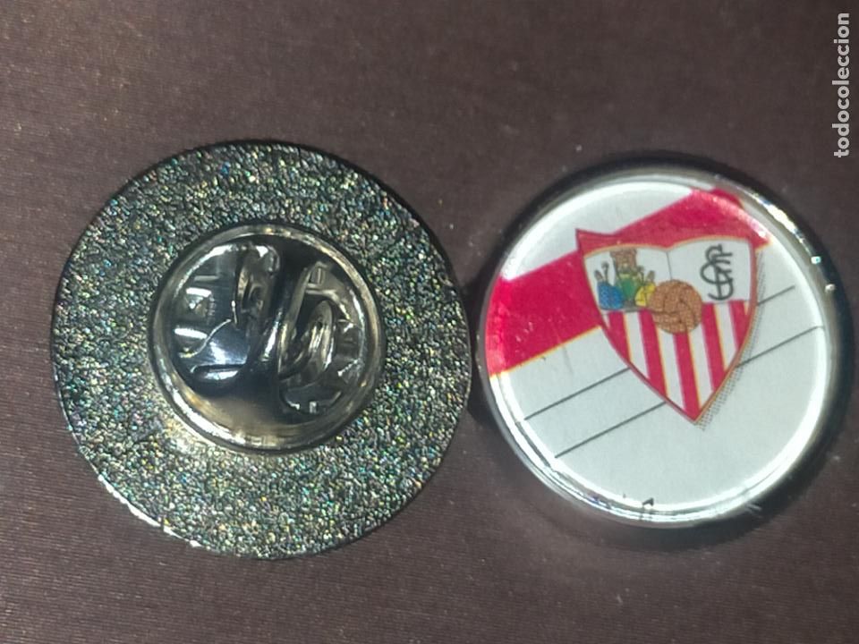 Collection pins: PIN REDONDO METAL - FUTBOL CLUB escudo EQUIPO - Sevilla