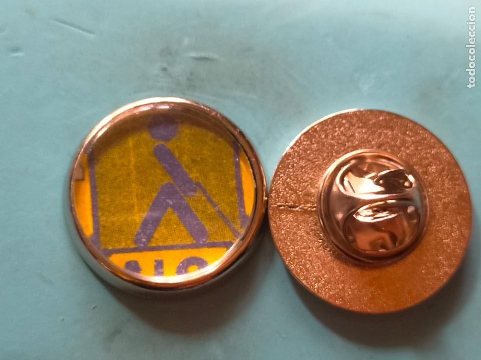 Sammlung von Pins: pin redondo metal - cup&oacute;n de la ONCE O.N.C.E