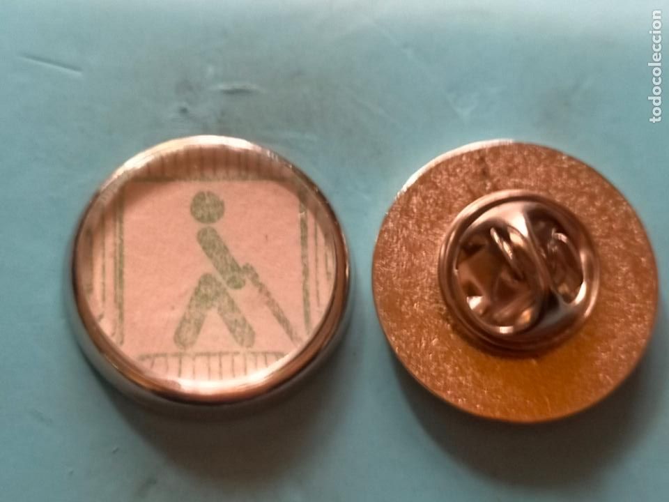Sammlung von Pins: pin redondo metal - cup&oacute;n de la ONCE O.N.C.E