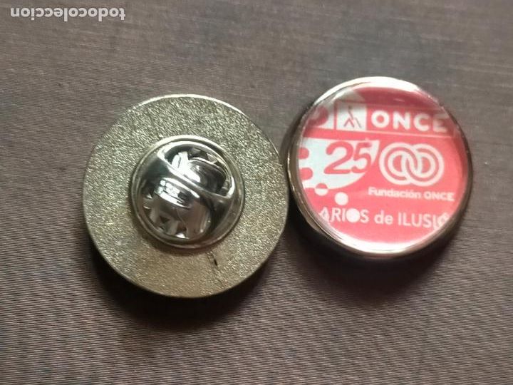 Sammlung von Pins: pin redondo metal - cup&oacute;n de la ONCE O.N.C.E