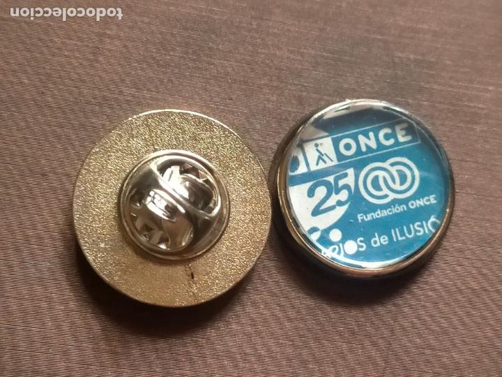 Sammlung von Pins: pin redondo metal - cup&oacute;n de la ONCE O.N.C.E