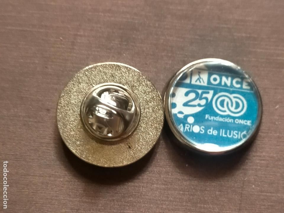 Sammlung von Pins: pin redondo metal - cup&oacute;n de la ONCE O.N.C.E