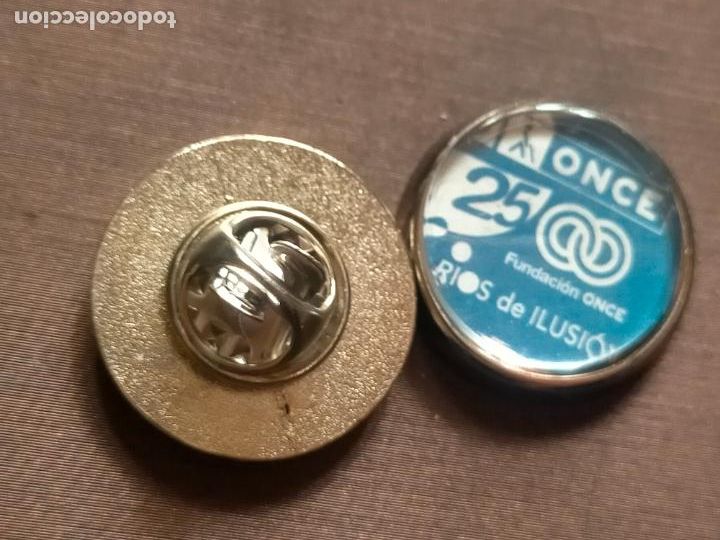 Sammlung von Pins: pin redondo metal - cup&oacute;n de la ONCE O.N.C.E