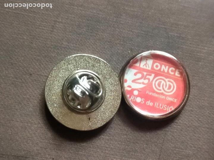 Sammlung von Pins: pin redondo metal - cup&oacute;n de la ONCE O.N.C.E
