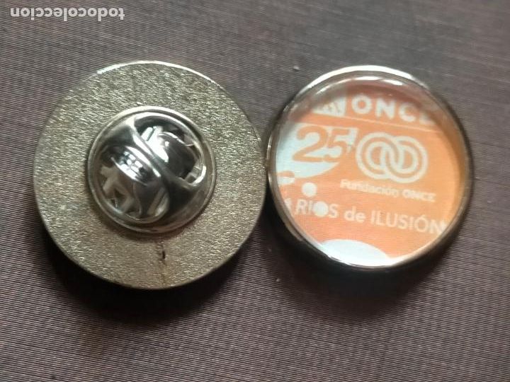 Sammlung von Pins: pin redondo metal - cup&oacute;n de la ONCE O.N.C.E