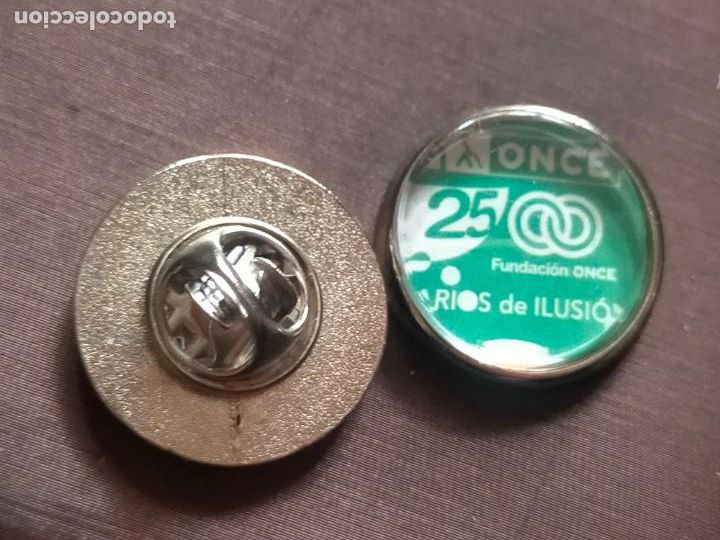 Sammlung von Pins: pin redondo metal - cup&oacute;n de la ONCE O.N.C.E