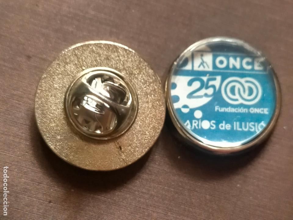 Pin's de collection: pin redondo metal - cup&oacute;n de la ONCE O.N.C.E