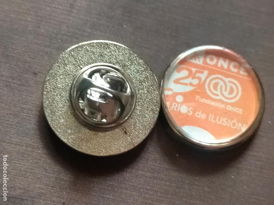 Pins e Spille di collezione: pin redondo metal - cup&oacute;n de la ONCE O.N.C.E