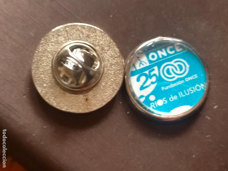 Pins e Spille di collezione: pin redondo metal - cup&oacute;n de la ONCE O.N.C.E