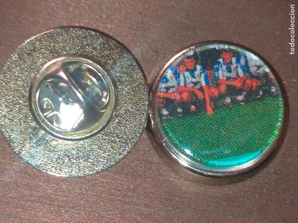 Sammlung von Pins: pin redondo metal - f&uacute;tbol club liga equipo H&eacute;rcules