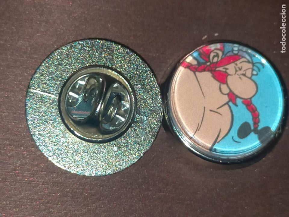 Pins de colecci&oacute;n: PIN REDONDO METAL - dibujos animados Ast&eacute;rix y Ob&eacute;lix