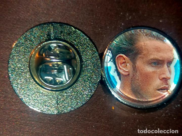 Pins de cole&ccedil;&atilde;o: PIN REDONDO METAL - F&Uacute;TBOL liga jugador equipo REAL MADRID