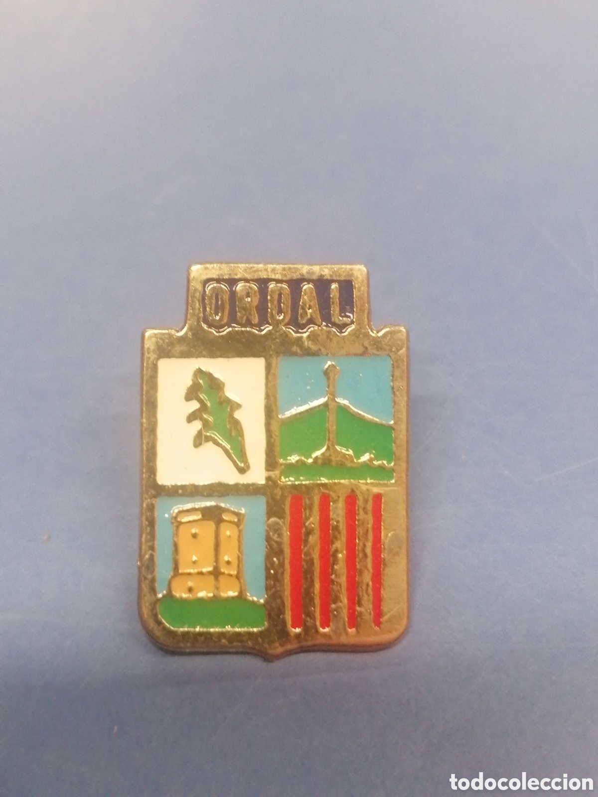 Sammlung von Pins: PIN pin escudo her&aacute;ldico Ordal Barcelona