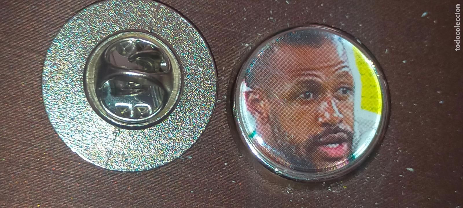 Pins de colecci&oacute;n: pin redondo metal - FUTBOL real Betis Balompi&eacute; , JUGADOR O ESCUDO . EQUIPO LIGA