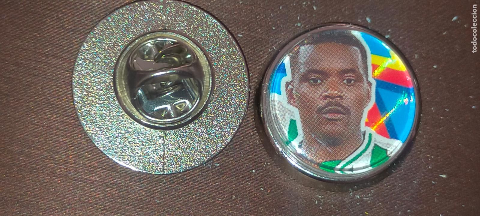 Pins de colecci&oacute;n: pin redondo metal - FUTBOL real Betis Balompi&eacute; , JUGADOR O ESCUDO . EQUIPO LIGA
