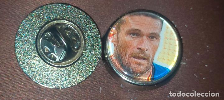 Pins de colecci&oacute;n: pin redondo metal - FUTBOL s.a.d Getafe club , JUGADOR O ESCUDO . EQUIPO LIGA