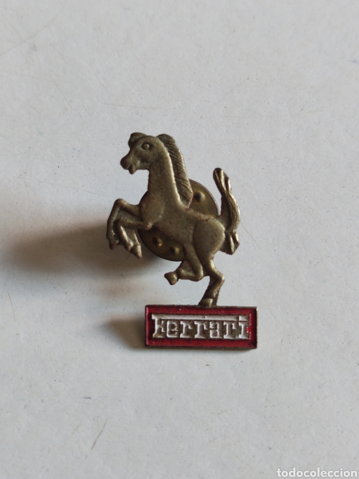 Pins de colecci&oacute;n: Pin Ferrari