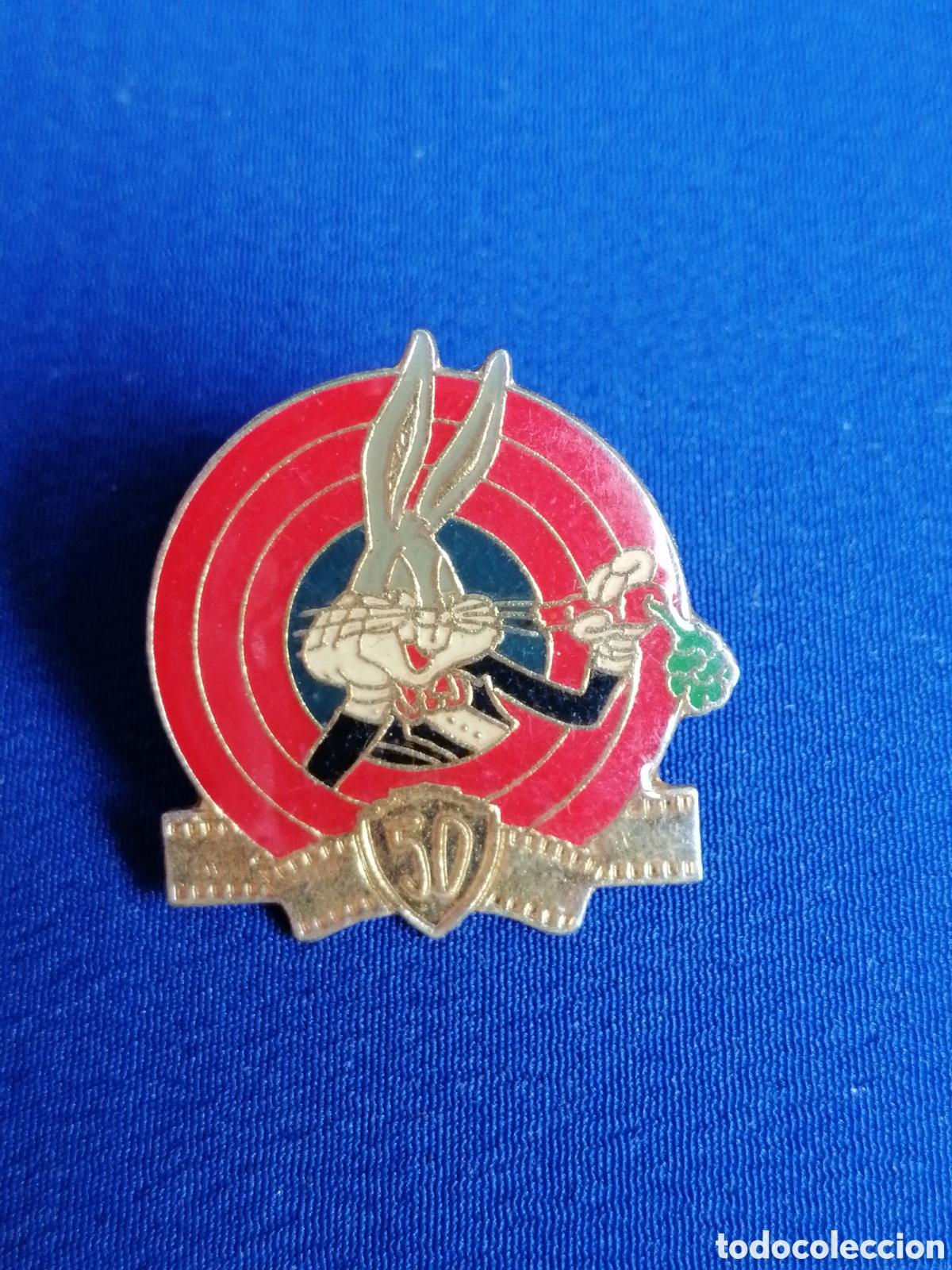 Pin's de collection: WARNER 50 ANIVERSARIO PIN