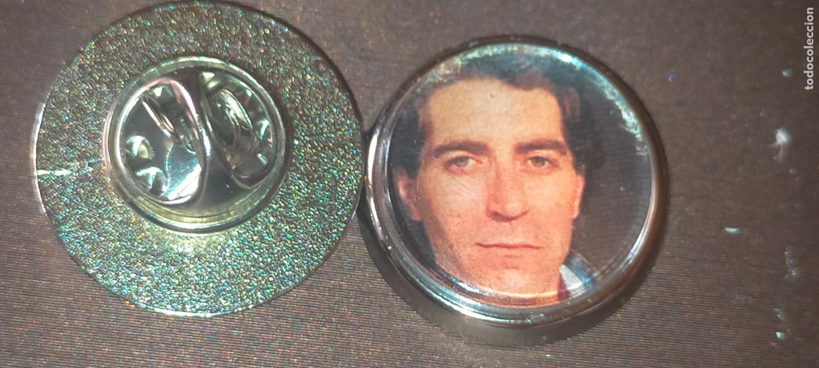 Pins de colecci&oacute;n: pin redondo metal - cantante joaquin sabina