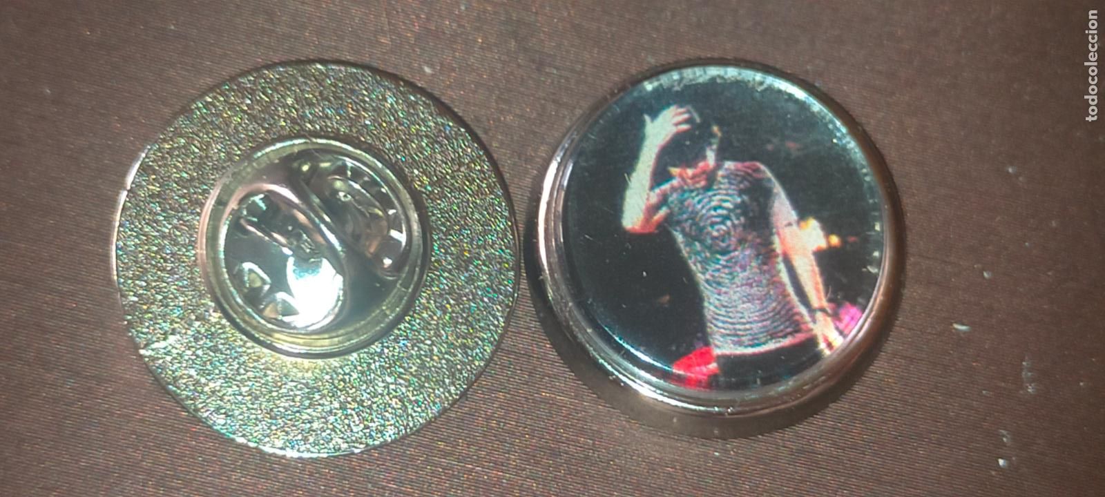 Pins de colecci&oacute;n: pin redondo metal - cantante joaquin sabina