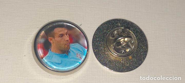 Pins de colecci&oacute;n: PIN REDONDO METAL - FUTBOL EQUIPO COMPONENTE JUGADOR CLUB CELTA DE VIGO