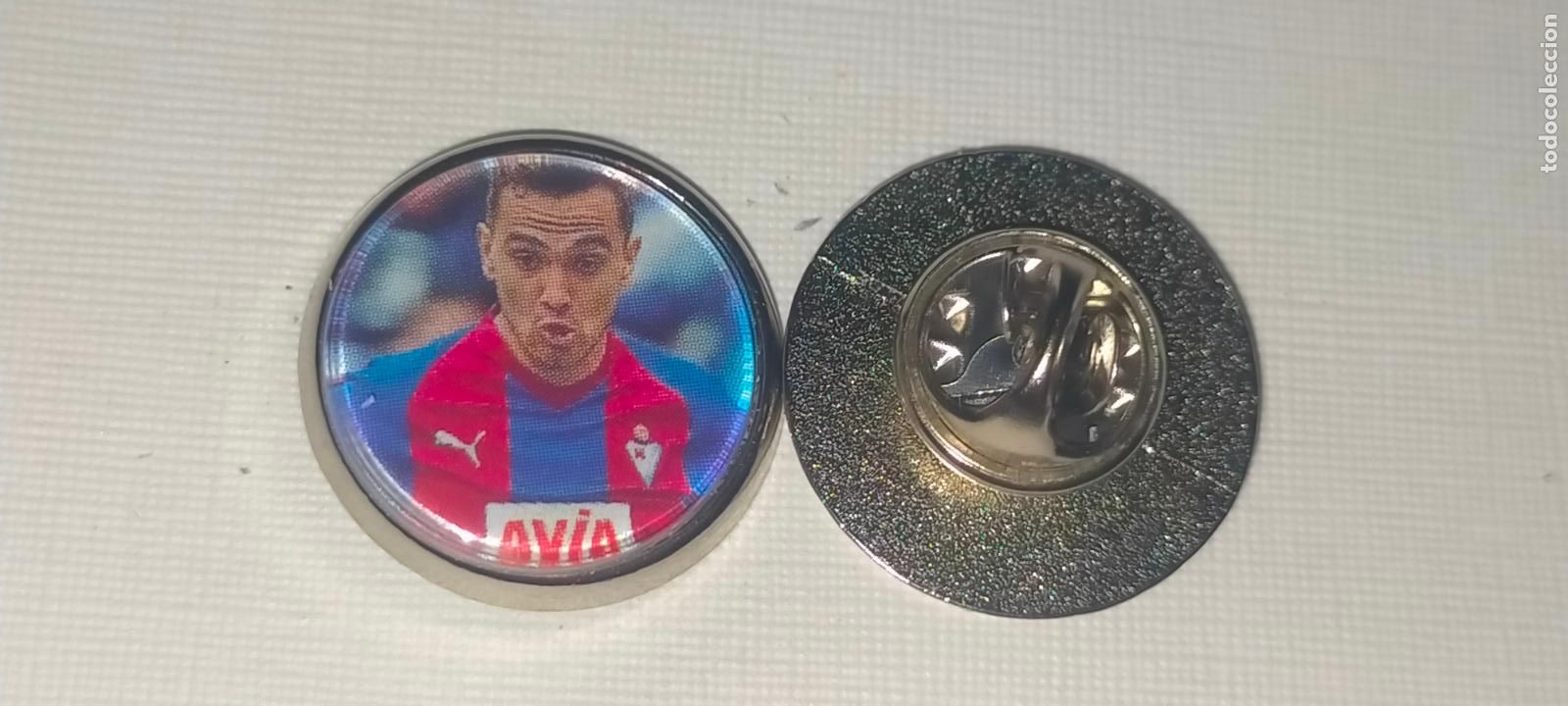 Collection pins: PIN REDONDO METAL - FUTBOL EQUIPO COMPONENTE JUGADOR CLUB EIBAR