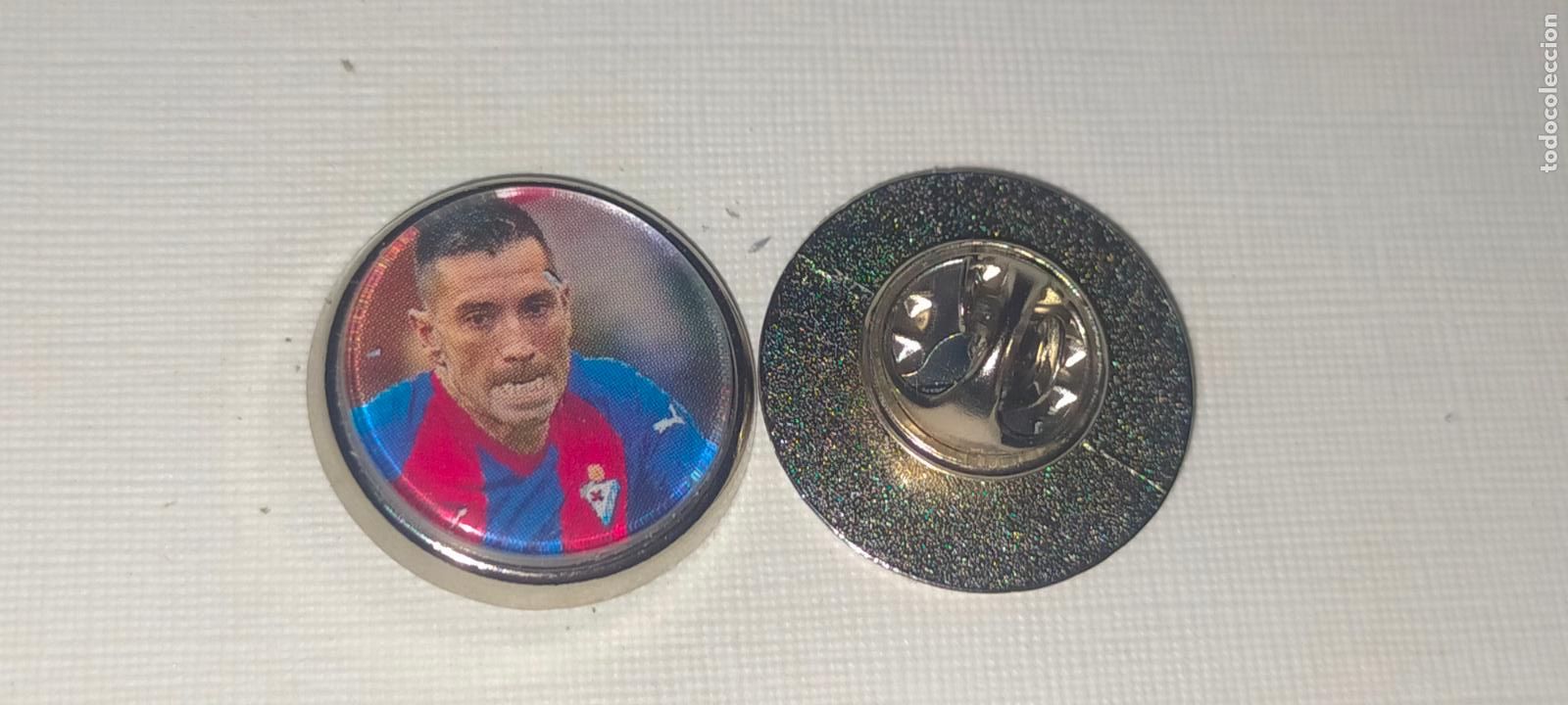 Collection pins: PIN REDONDO METAL - FUTBOL EQUIPO COMPONENTE JUGADOR CLUB EIBAR