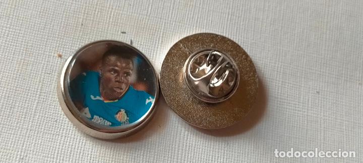 Pins de cole&ccedil;&atilde;o: PIN REDONDO METAL - FUTBOL EQUIPO COMPONENTE JUGADOR f&uacute;tbol GETAFE