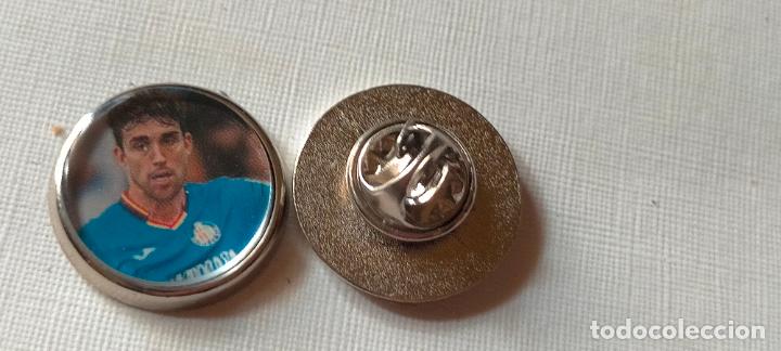 Pins de colecci&oacute;n: PIN REDONDO METAL - FUTBOL EQUIPO COMPONENTE JUGADOR f&uacute;tbol GETAFE