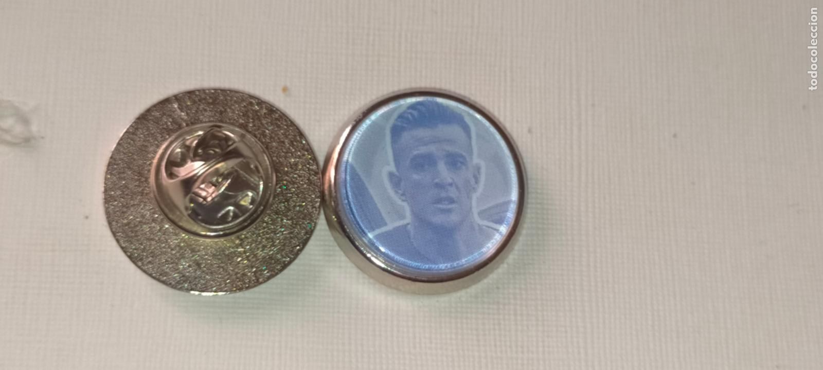 Pins de cole&ccedil;&atilde;o: PIN REDONDO METAL - FUTBOL EQUIPO COMPONENTE JUGADOR f&uacute;tbol Osasuna