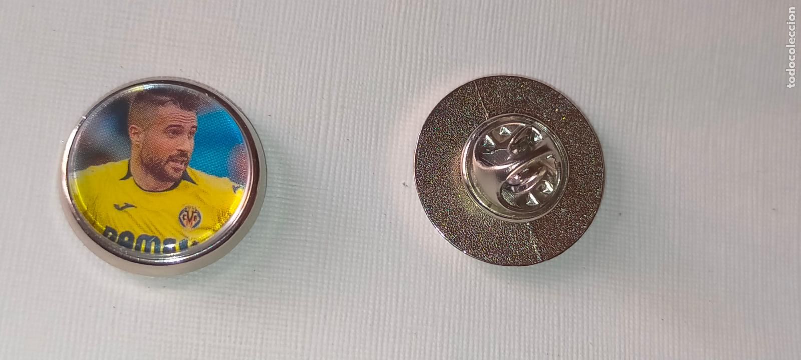 Collection pins: PIN REDONDO METAL - FUTBOL EQUIPO COMPONENTE JUGADOR f&uacute;tbol CLUB villareal