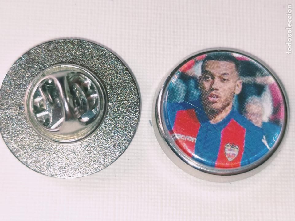Pins e Spille di collezione: PIN REDONDO METAL - FUTBOL EQUIPO COMPONENTE JUGADOR f&uacute;tbol CLUB LEVANTE UNION DEPORTIVA
