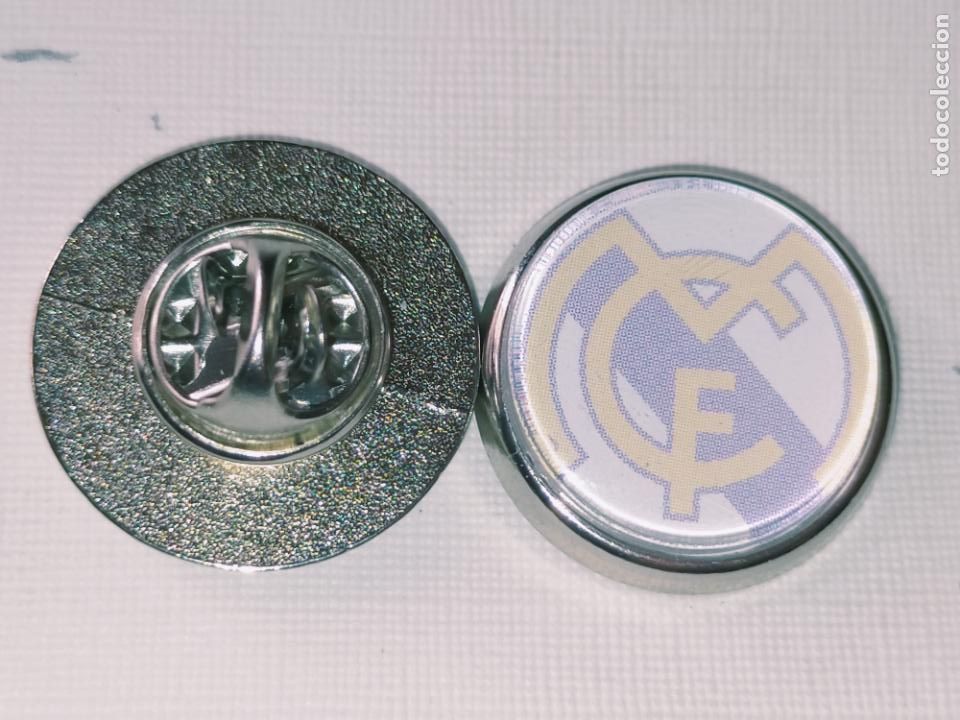 Pins e Spille di collezione: PIN REDONDO METAL - FUTBOL EQUIPO COMPONENTE JUGADOR f&uacute;tbol CLUB real Madrid escudo