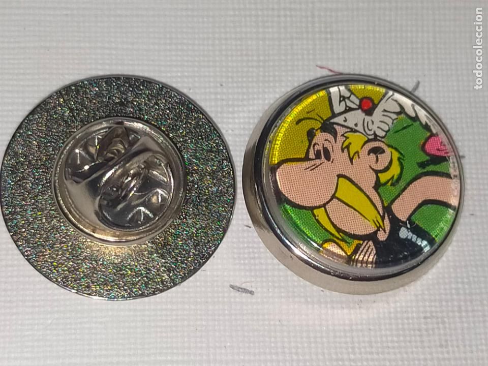 Collection pins: PIN REDONDO METAL - dibujos animados c&oacute;mic Ast&eacute;rix y Ob&eacute;lix
