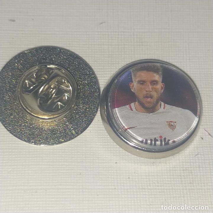 Pins de colecci&oacute;n: PIN REDONDO METAL - FUTBOL EQUIPO COMPONENTE JUGADOR f&uacute;tbol CLUB sevilla