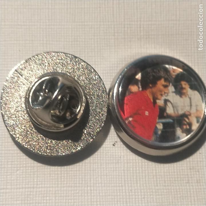 Collection pins: PIN REDONDO METAL - FUTBOL EQUIPO COMPONENTE JUGADOR f&uacute;tbol CLUB OSASUNA