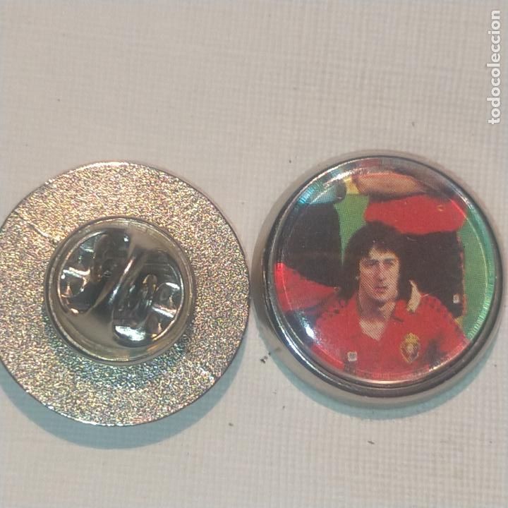 Pins de colecci&oacute;n: PIN REDONDO METAL - FUTBOL EQUIPO COMPONENTE JUGADOR f&uacute;tbol CLUB OSASUNA