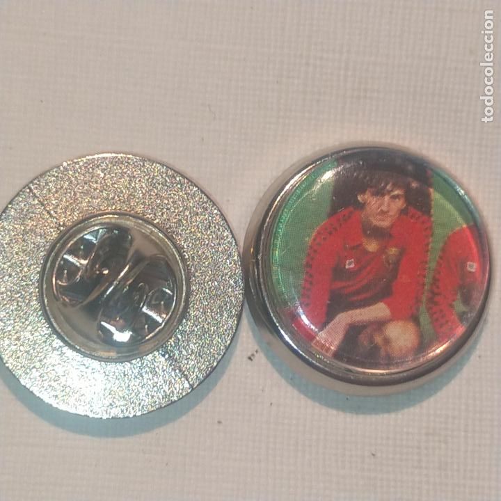 Pins de colecci&oacute;n: PIN REDONDO METAL - FUTBOL EQUIPO COMPONENTE JUGADOR f&uacute;tbol CLUB OSASUNA