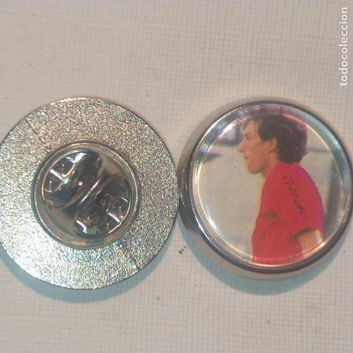 Pins de cole&ccedil;&atilde;o: PIN REDONDO METAL - FUTBOL EQUIPO COMPONENTE JUGADOR f&uacute;tbol CLUB OSASUNA