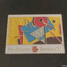 Pins de colección: PIN OLIMPIADA BARCELONA 92 EN FORMA DE SELLO. Lote 399689494