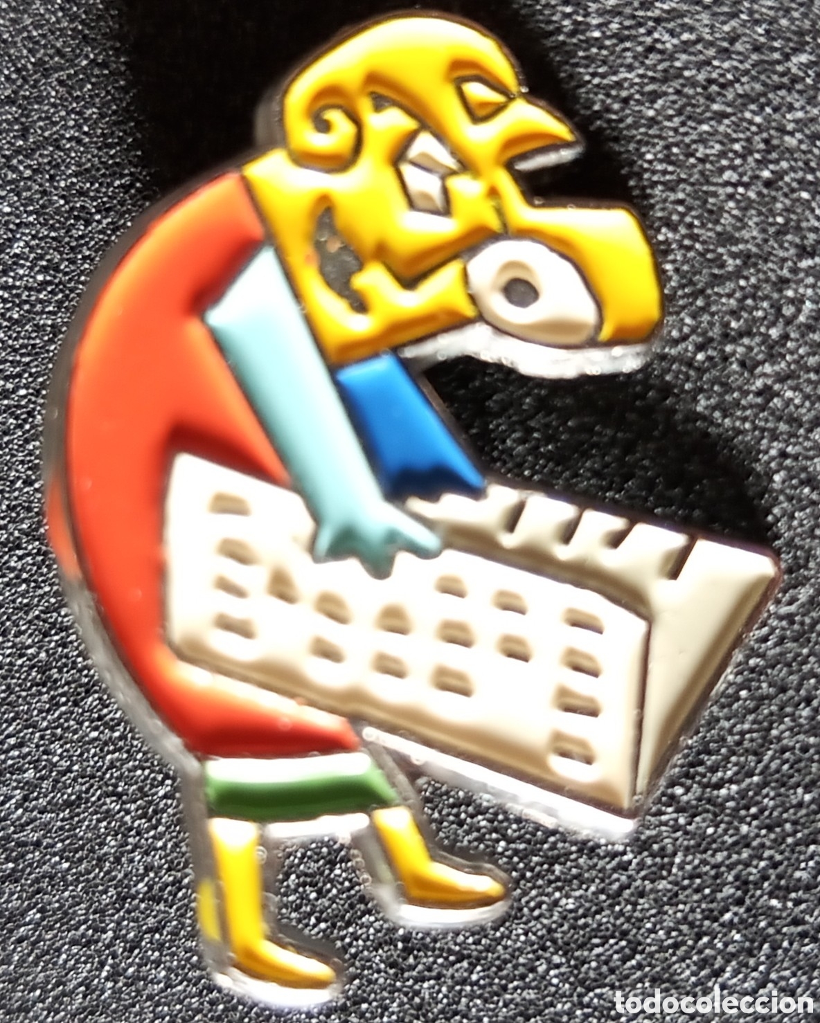 Pins de colecci&oacute;n: PIN C&Iacute;RCULO DE LECTORES. JAVIER MARISCAL
