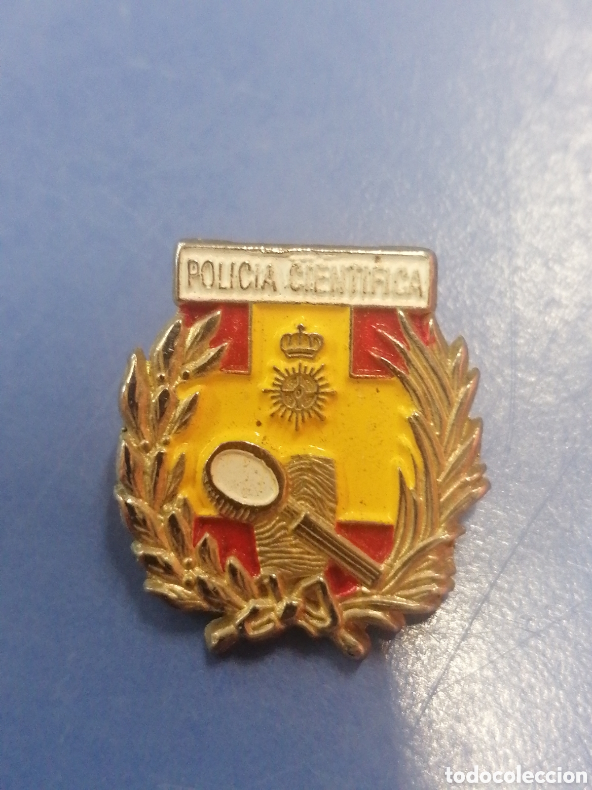 Pins de colecci&oacute;n: Pin polic&iacute;a cient&iacute;fica - Foto 1