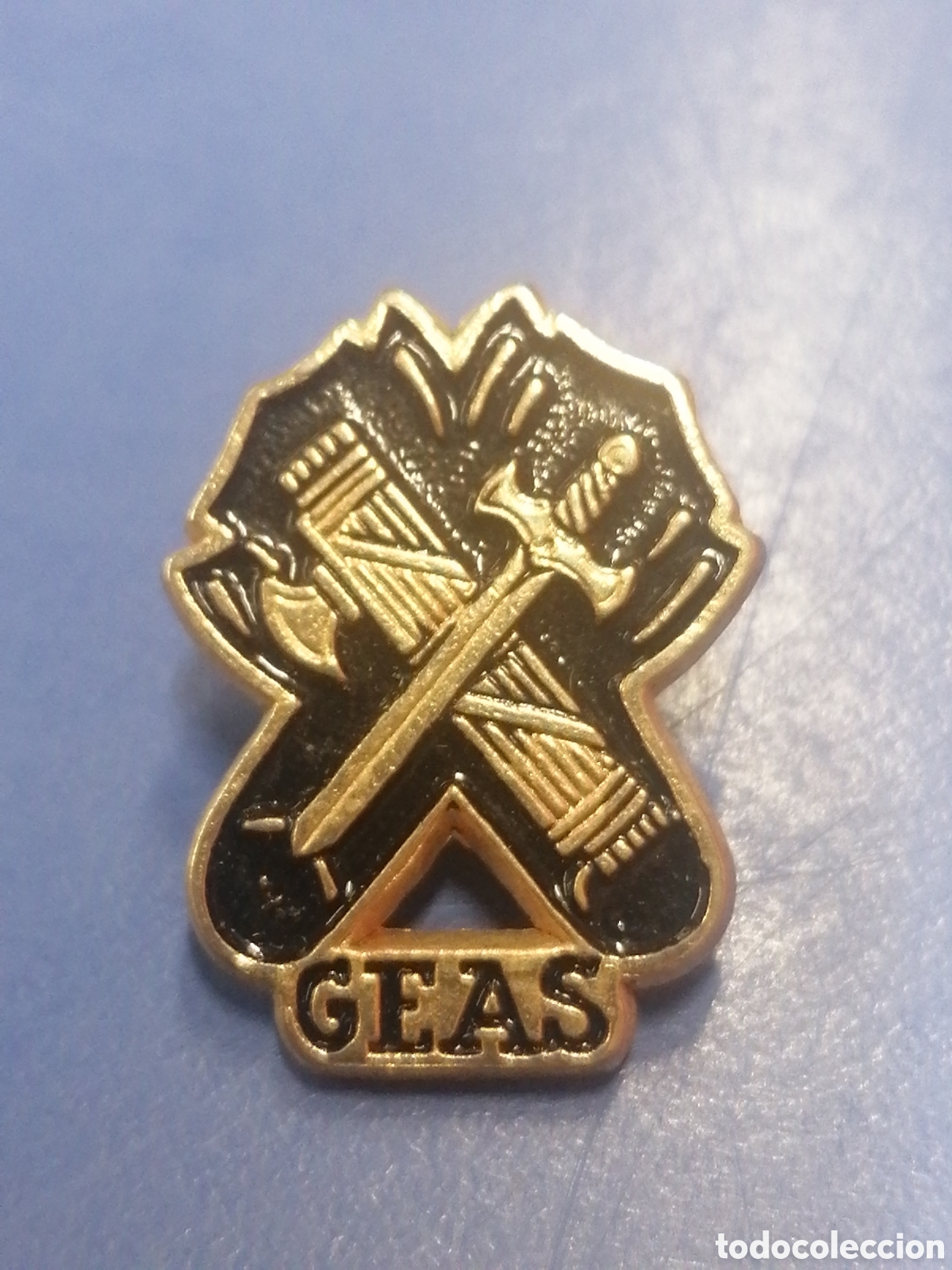 Pin's de collection: Guardia Civil GEAS pin polic&iacute;a