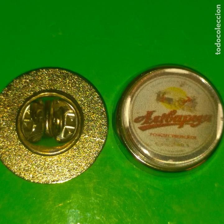 Pin's de collection: pin redondo metal - CERVEZAS DEL MUNDO - BEBIDAS Y CERVEZAS ESPA&Ntilde;OLA O INTERNACIONAL . VER FOTO