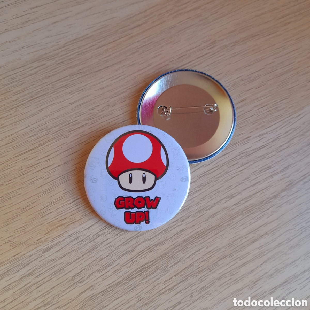 Pins de colecci&oacute;n: CHAPA PIN 59 MM SUPER MARIO SETA ROJA - Videojuegos - #1
