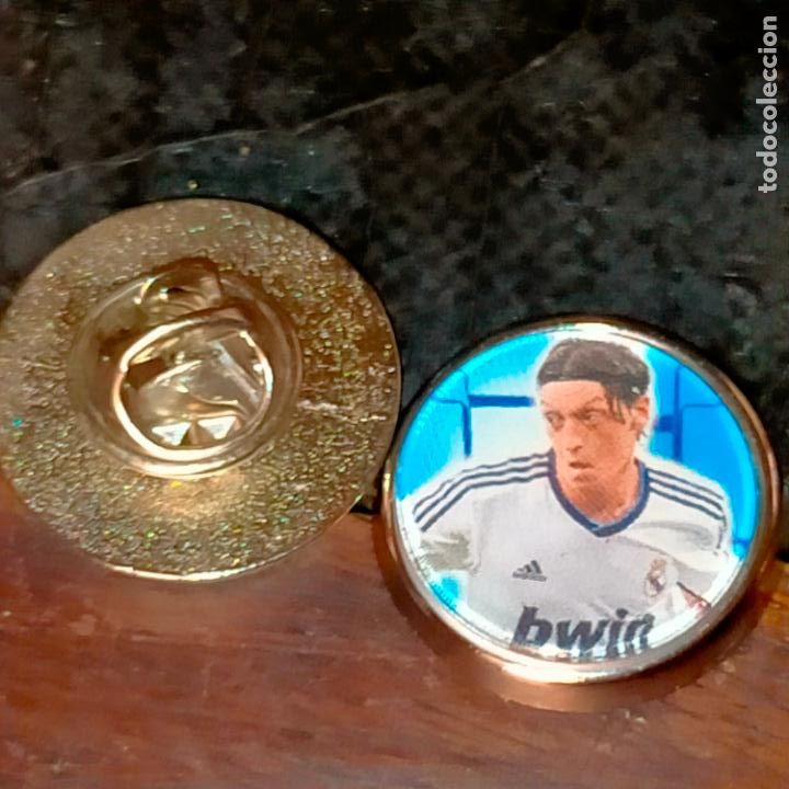 Pins de cole&ccedil;&atilde;o: PIN REDONDO METAL - FUTBOL CLUB JUGADOR EQUIPO - f&uacute;tbol real Madrid