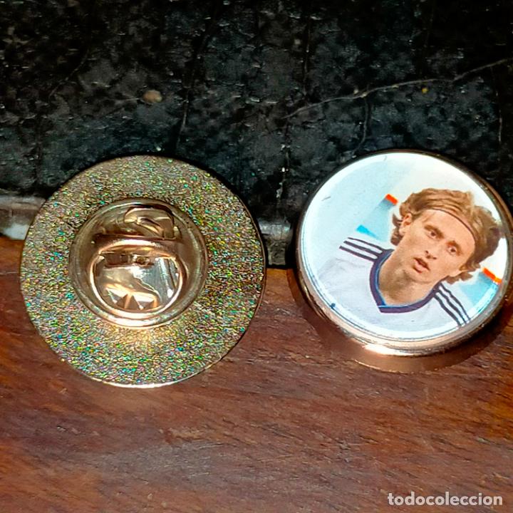 Pins de cole&ccedil;&atilde;o: PIN REDONDO METAL - FUTBOL CLUB JUGADOR EQUIPO - f&uacute;tbol real Madrid